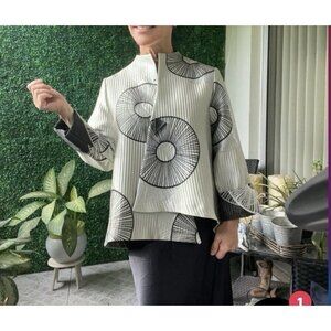 Elegant Black and White Women's Blazer